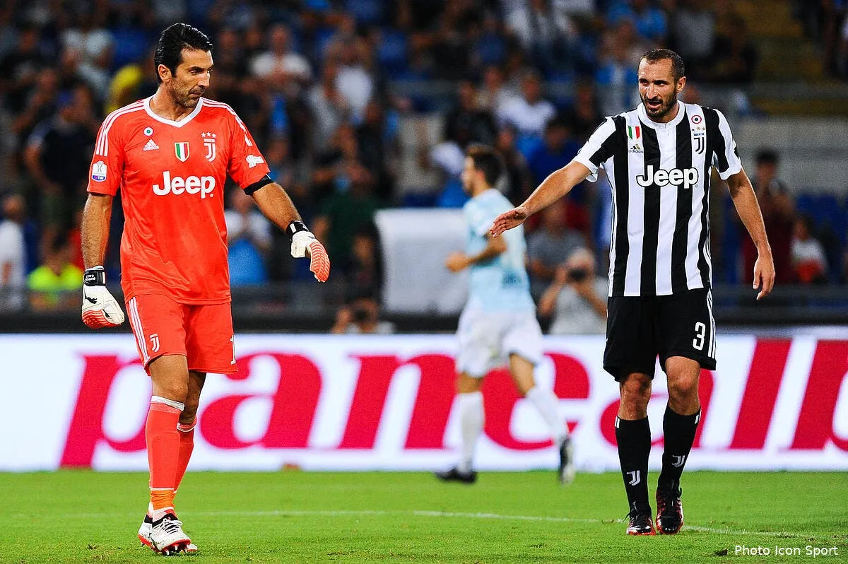 ita buffon et chiellini prolongent un an a la juventus icon ipp 130817 37 03288025