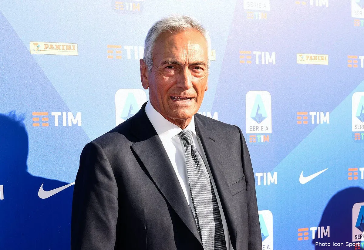 ita la serie a definitivement suspendue la menace plane serie a280175