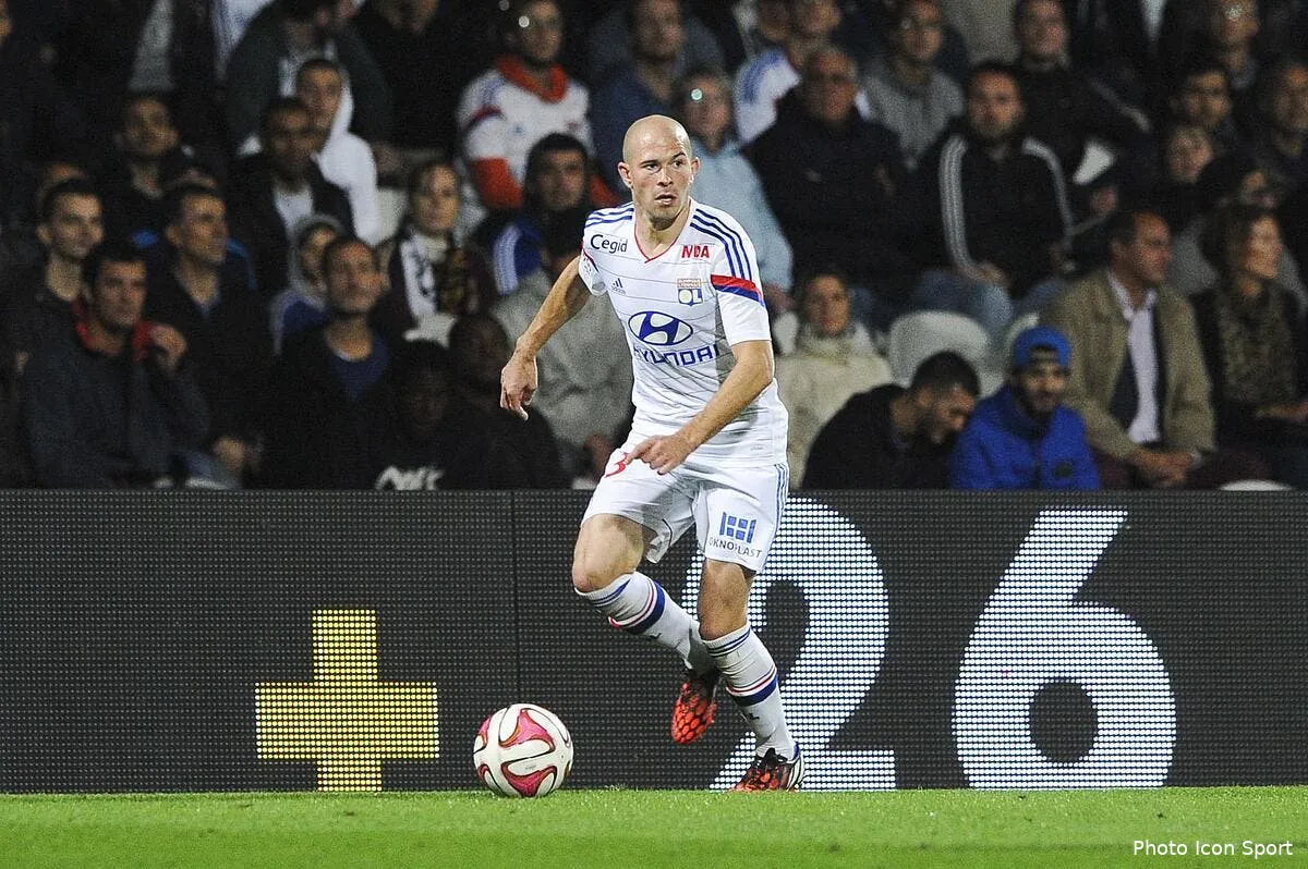 jallet est pret a signer a l om iconsport jpt 240914 09 2895207