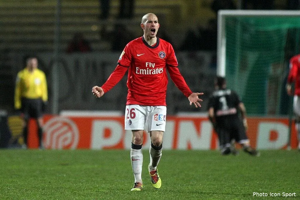 jallet n envisage pas de quitter le psg 67134 15467