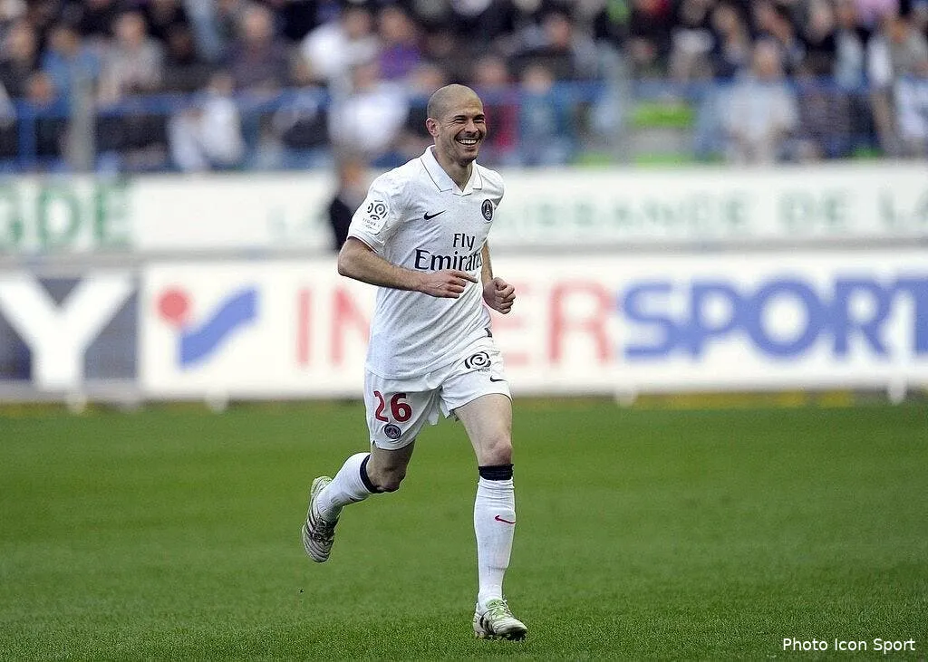 jallet pense deja a l ol 69939 17863