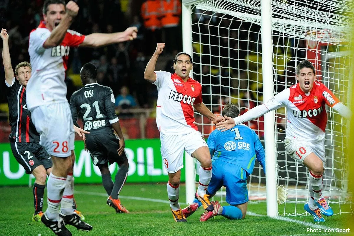 james rodriguez fait de la pub pour falcao au real madrid falcao james88557