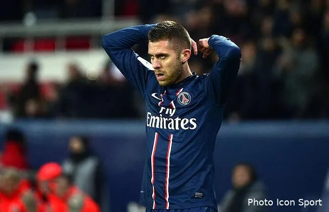 jeremy menez aurait disjoincte apres valence psg jeremy menez recoit deux lecons signees ancelotti au psg iconsport win 080213 303 58 4981350117