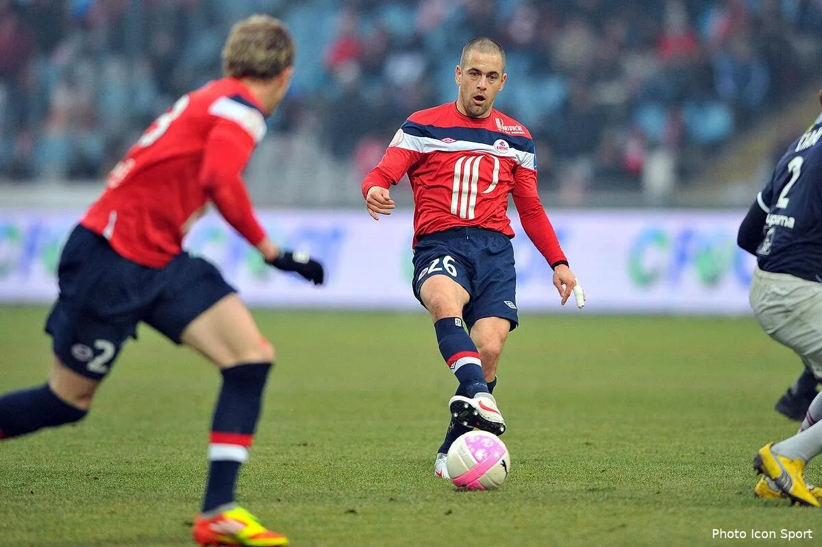 joe cole demande a rester a lille iconsport win 120212 30 2033846