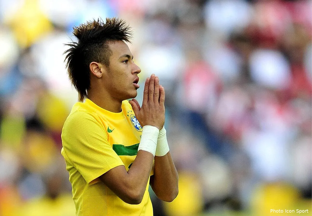 juninho fait de neymar la star du foot mondial iconsport ppg 170711 05 1022693