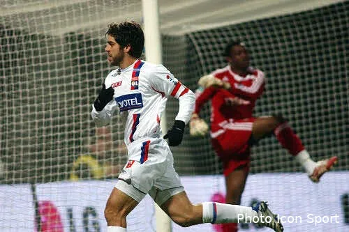 juninho l om est un adversaire direct 14345