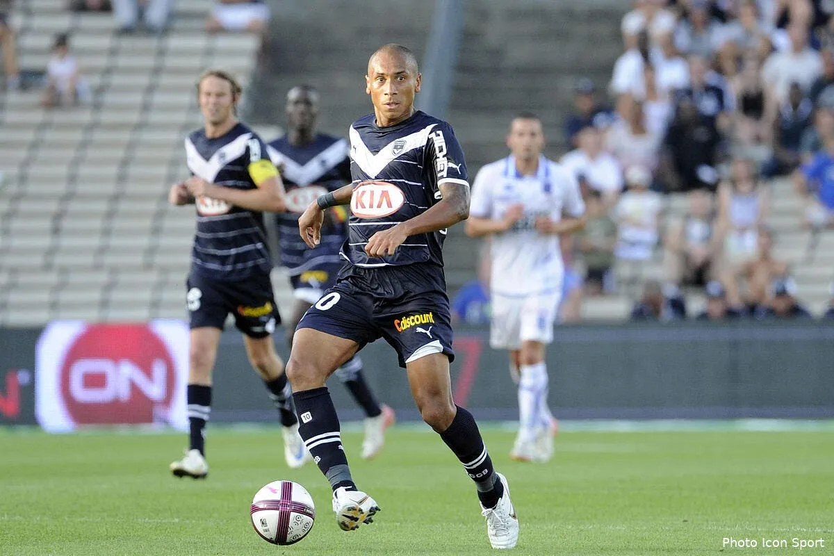 jussie n est pas un touriste en vacances a bordeaux iconsport gad 200811 01 0624331