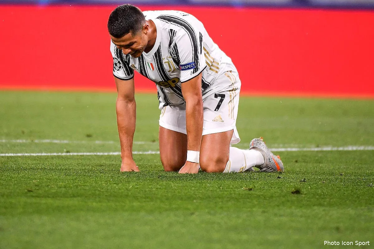 juventus 10 ans apres cristiano ronaldo encore victime de l ol icon sipausa 30470180291115