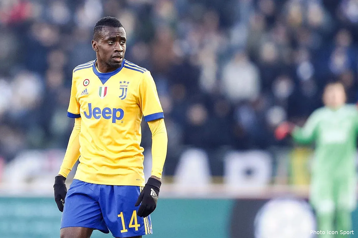 juventus victime d insultes racistes matuidi demande la paix iconsport icon liv 171217 45 25205619