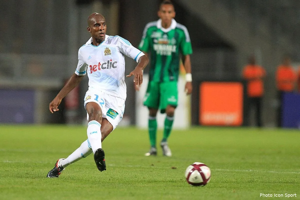 kabore plaisante sur les rumeurs de depart de l om iconsport blo 210811 97 7623748