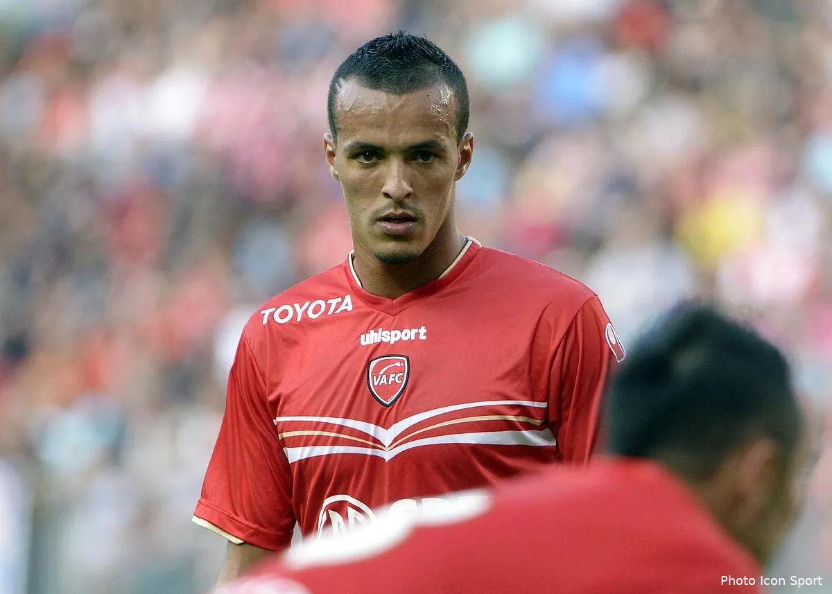 kadir a l om c est brulant iconsport por 290712 08 3846527