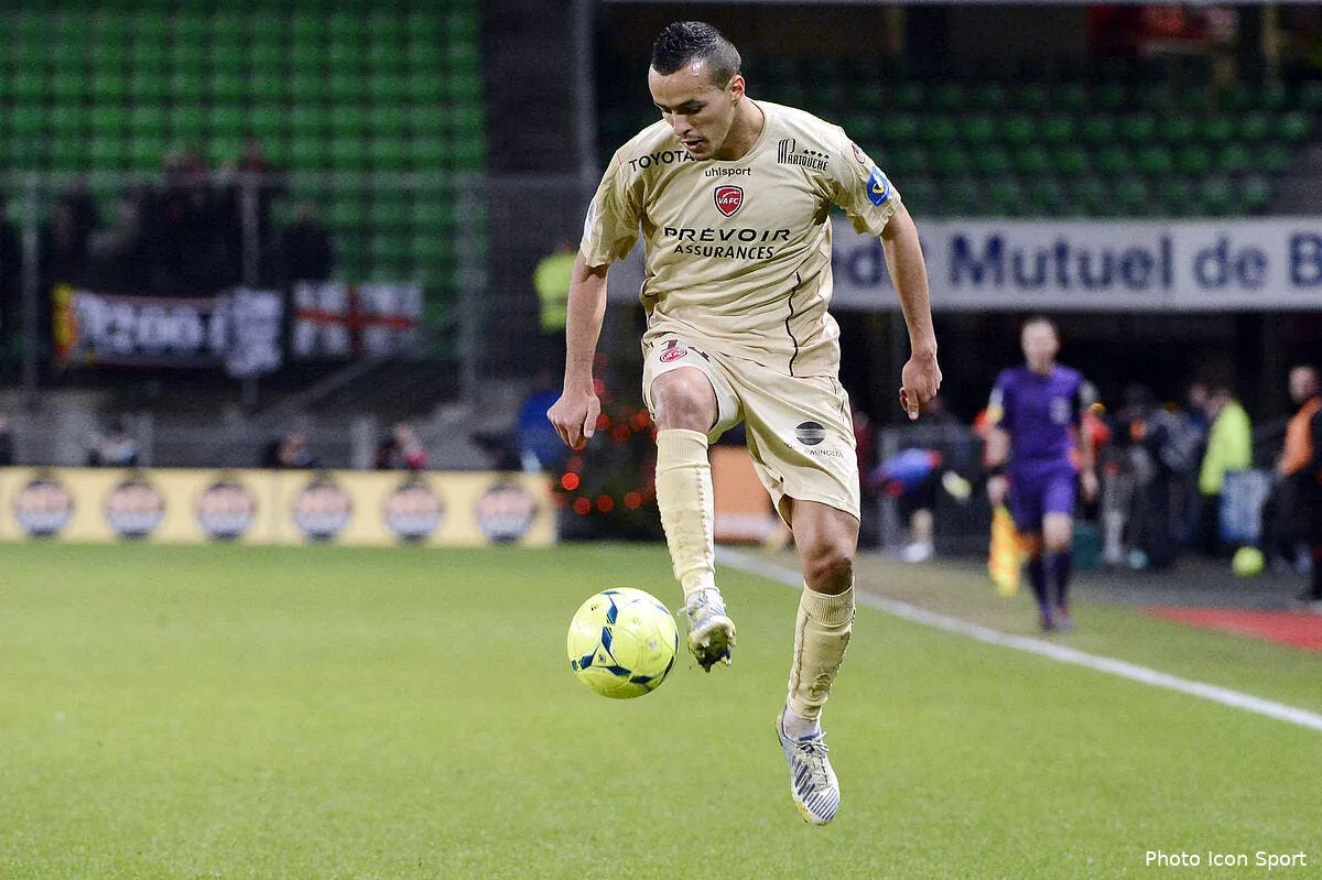 kadir devrait signer a l om mercredi iconsport por 141212 66 2146613