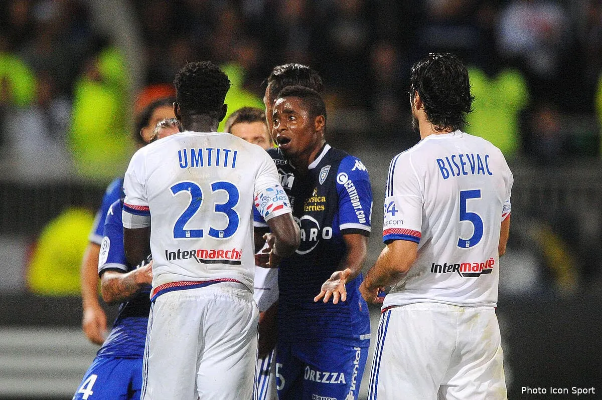 kamano ne digere pas son rouge face a l ol iconsport jpt 230915 05 65121573