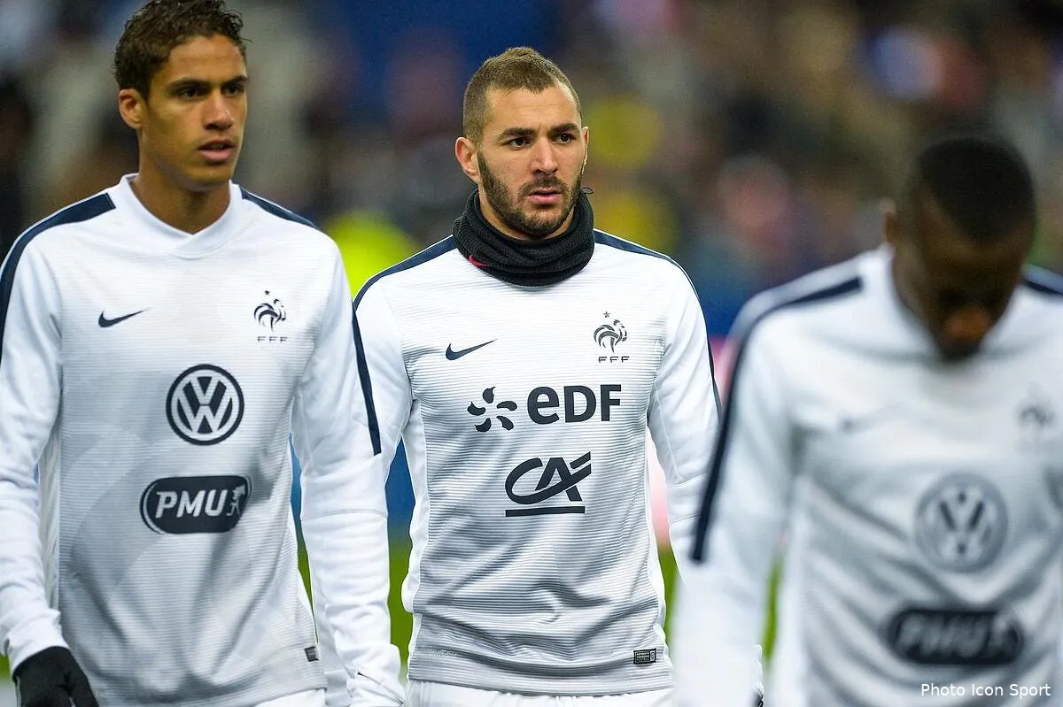 karim benzema reprend manuel valls de volee iconsport fer 260315 09 39136812