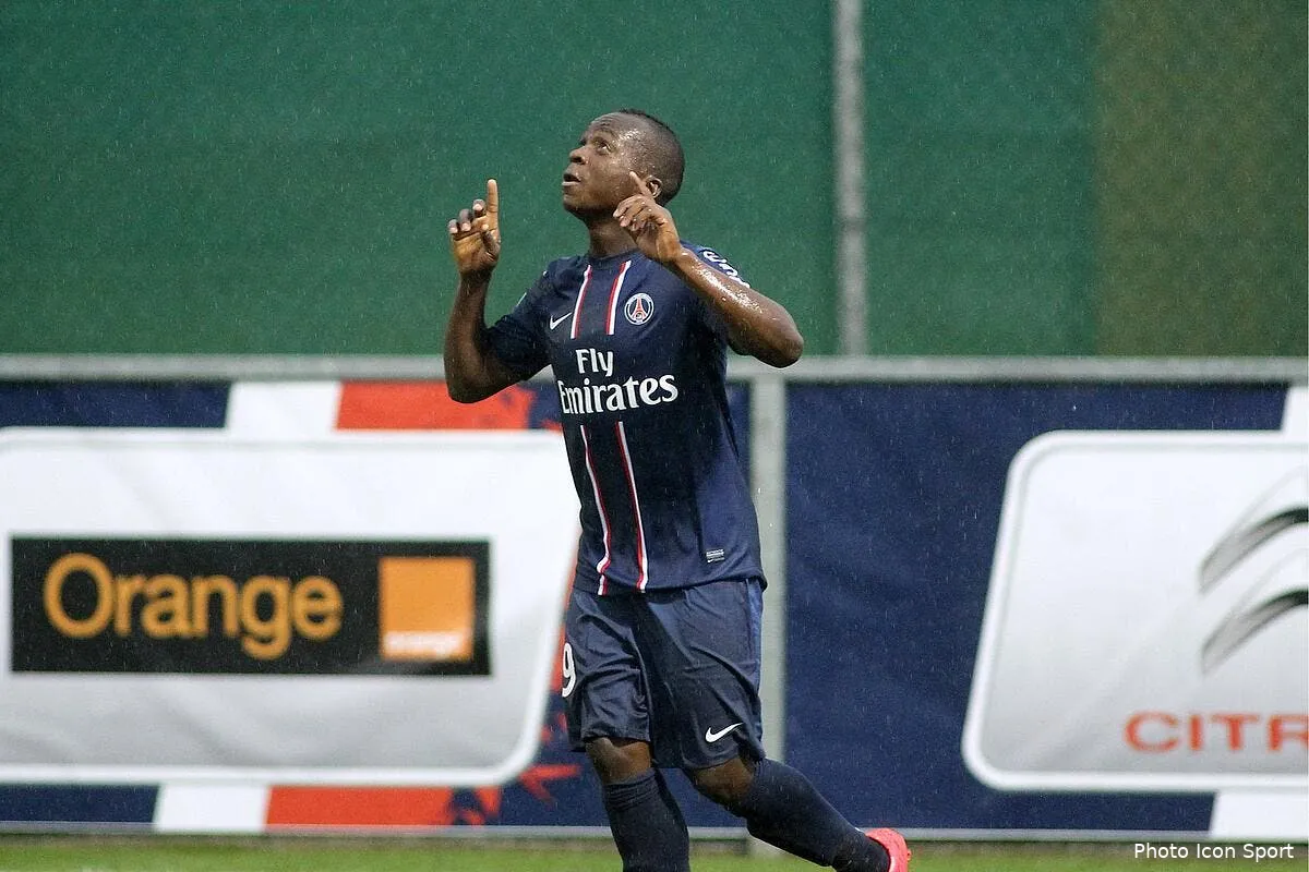 kebano n en pouvait plus de cirer le banc du psg iconsport die 110712 99 1139548