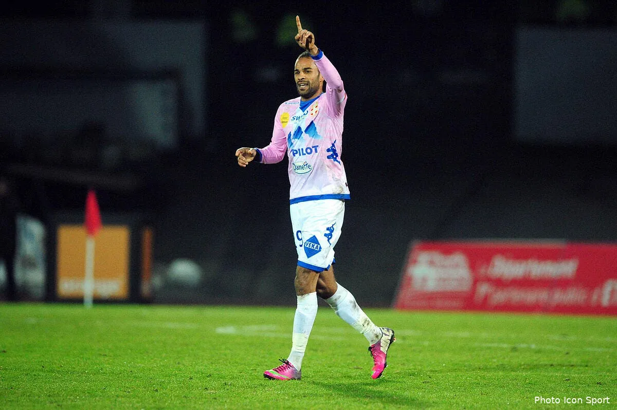 khlifa ne fait pas fantasmer gillot et bordeaux iconsport jpt 090313 05 2257929