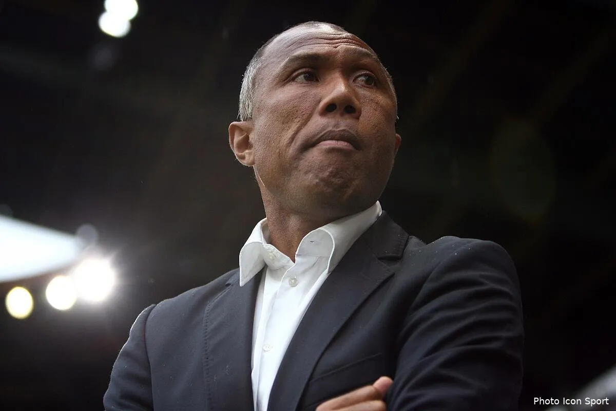 kombouare a ete convoque a 3 heures du matin iconsport vmi 130811 301 0228998