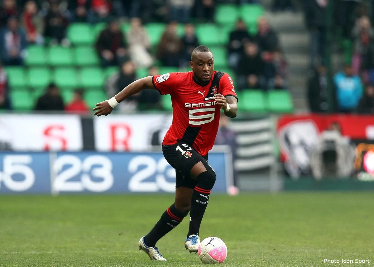 l ac milan veut rajeunir sa defense avec un rennais iconsport vmi 180312 54 9536786