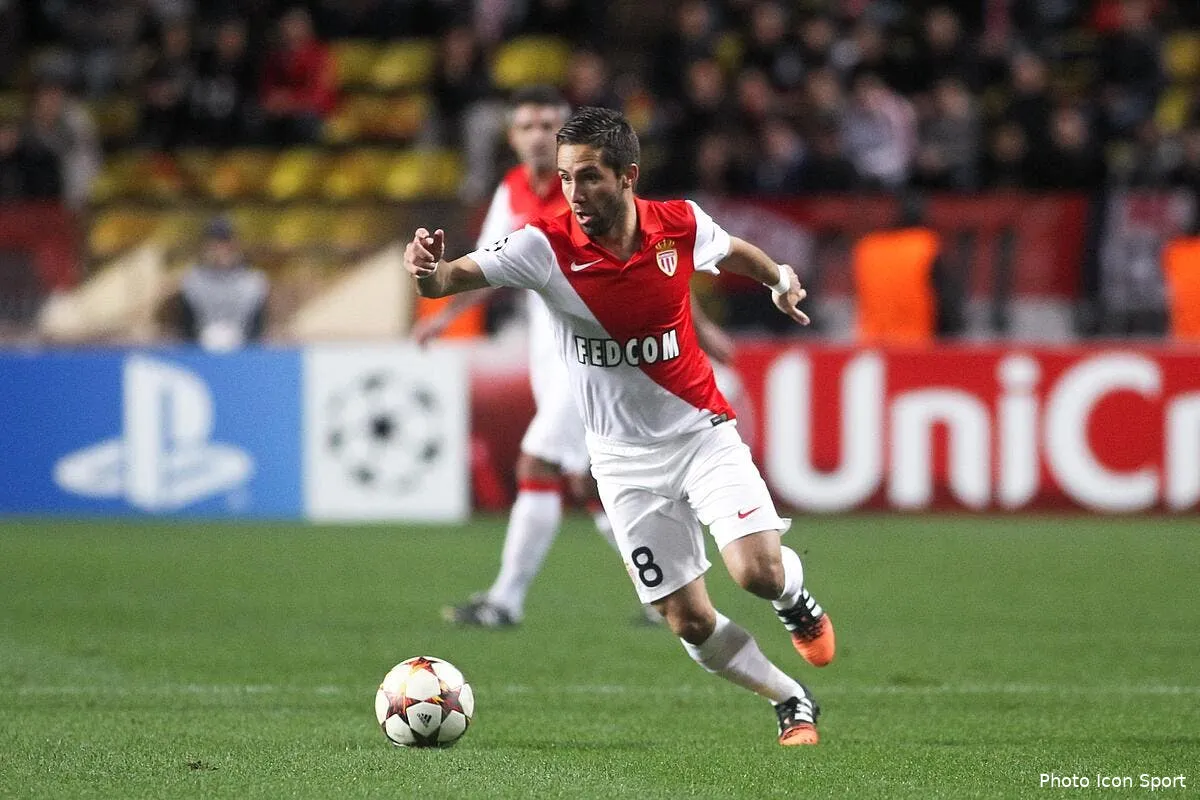 l agent de moutinho discute avec trois cadors anglais moutinho 398919