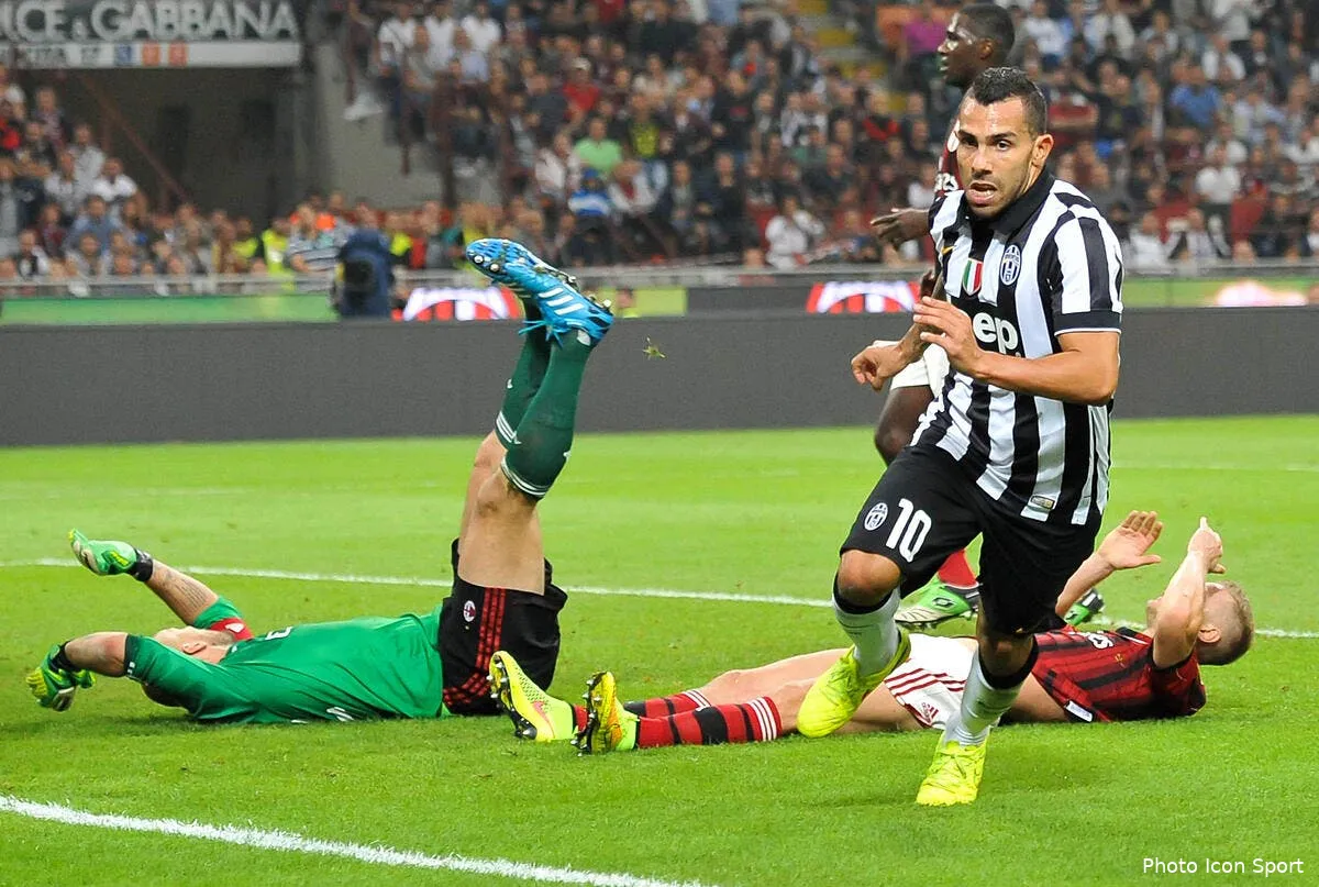 l agent de tevez et douglas costa discutent avec le psg tevez97171