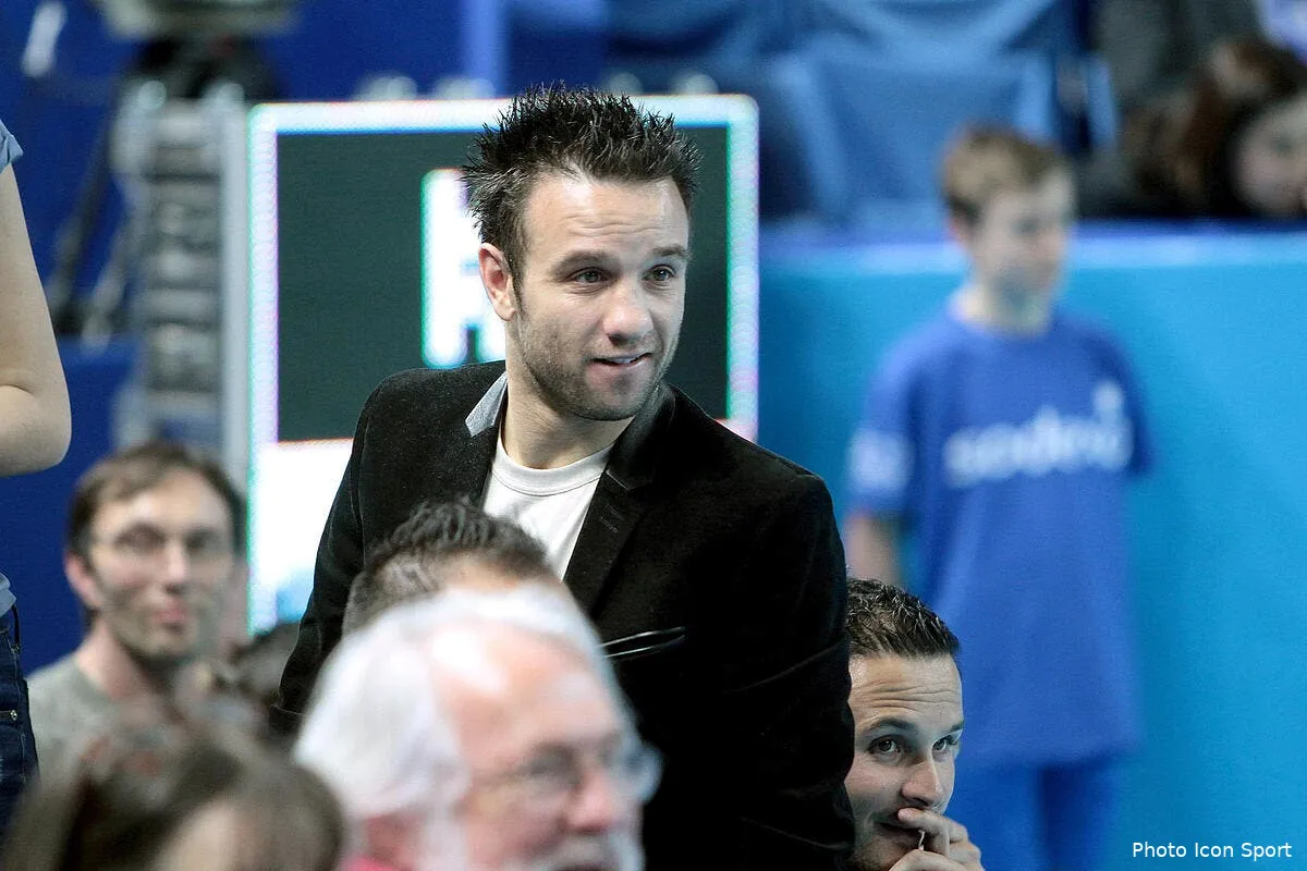 l ancien agent de valbuena tacle jean pierre bernes iconsport vis 190214 08 0888803