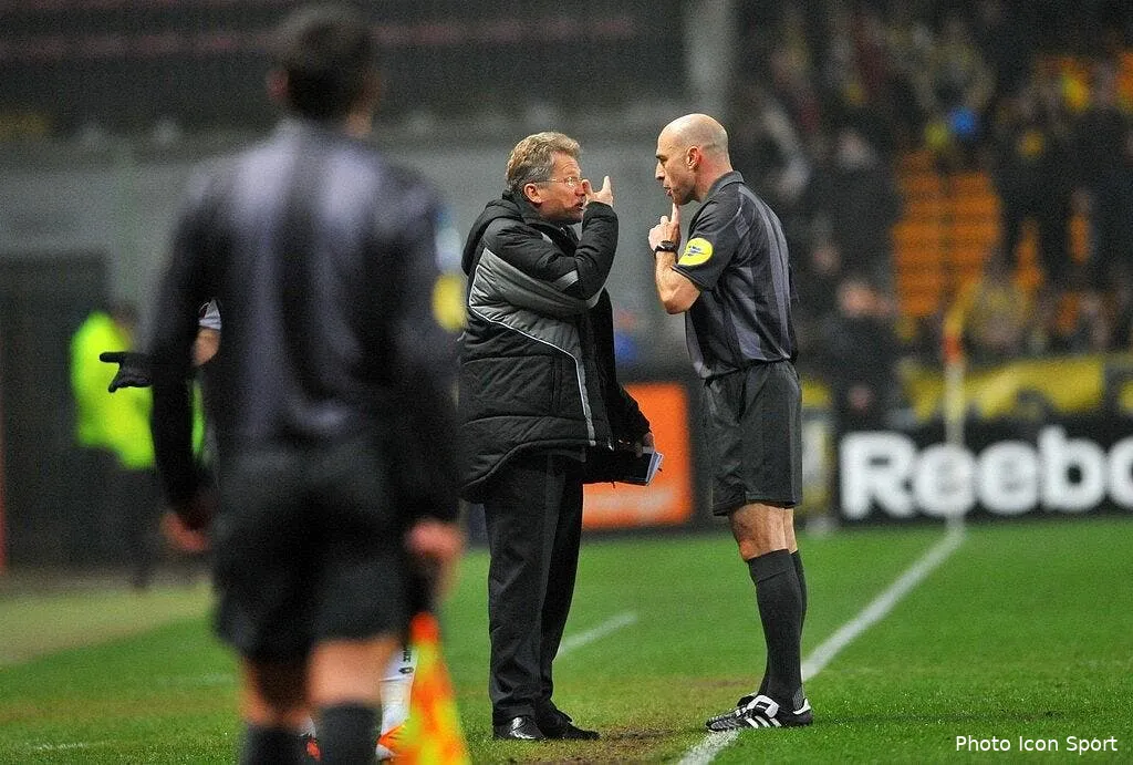l arbitre de lens sochaux remonte contre boloni 67491 15768