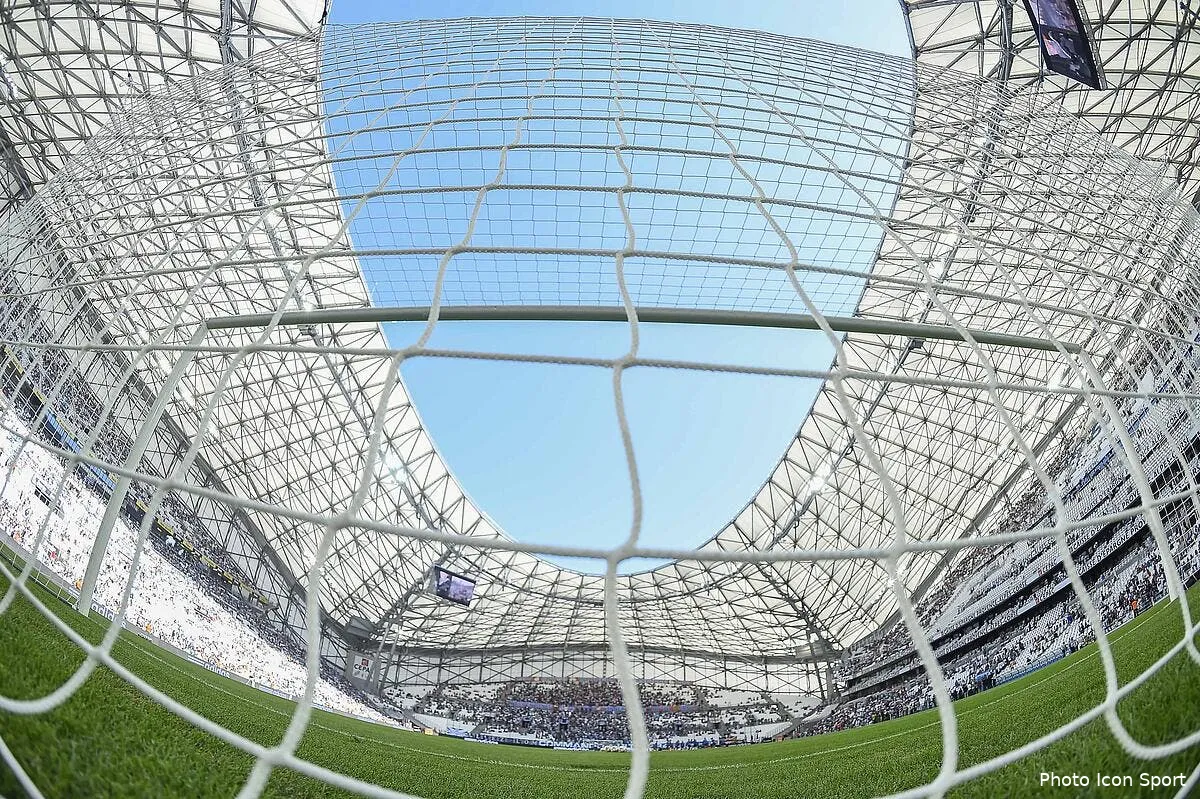 l architecte du parc des princes fait bof devant le velodrome iconsport por 170814 08 6594909
