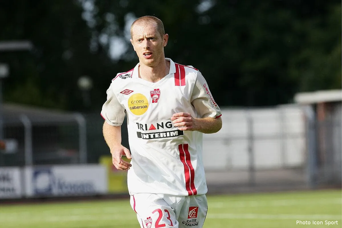 l asse a choisi qui sera son renfort defensif au mercato iconsport mrv 300711 01 1530501