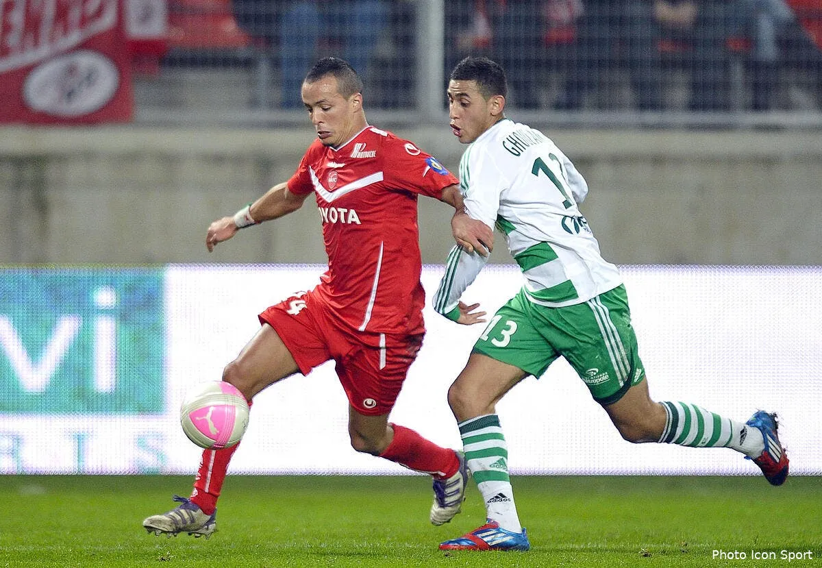 l asse a deja sa petite pour remplacer batlles au mercato iconsport per 100312 165 1435733