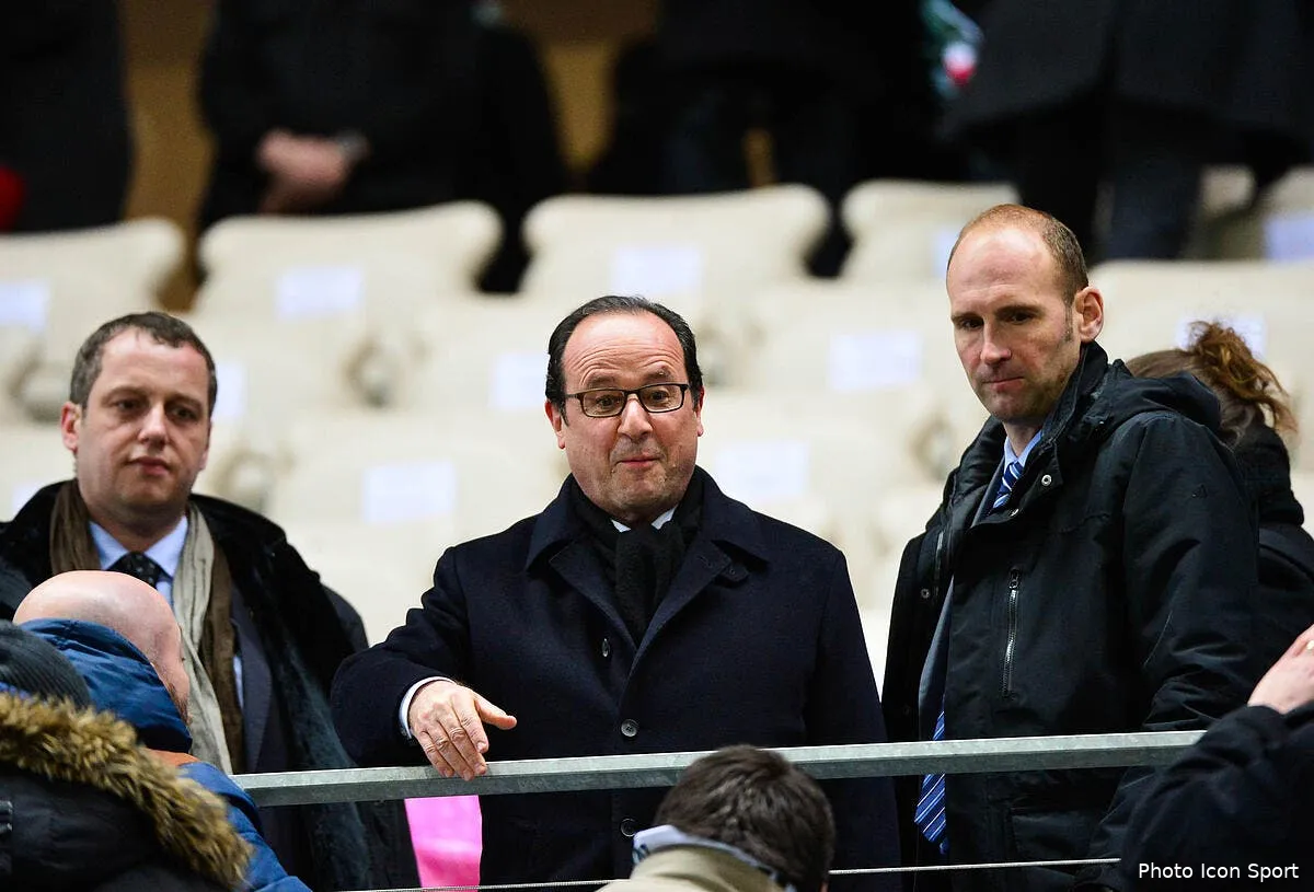 l asse demande a hollande d agir au lieu de parler hollande 1104123