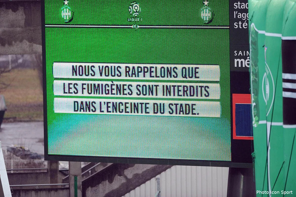 l asse en petard contre les fumigenes des green angels iconsport jpt 270113 98 6566603