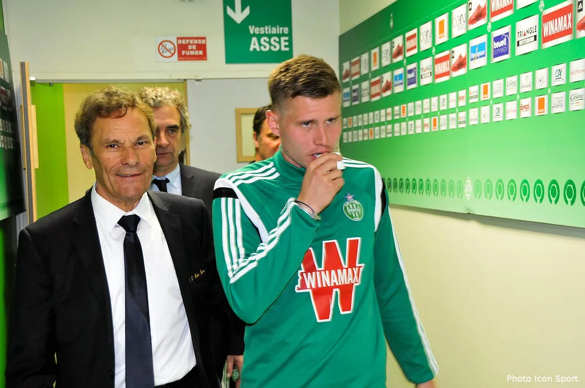 l asse freine subitement sur une rumeur du mercato iconsport ban 120415 08 10129511