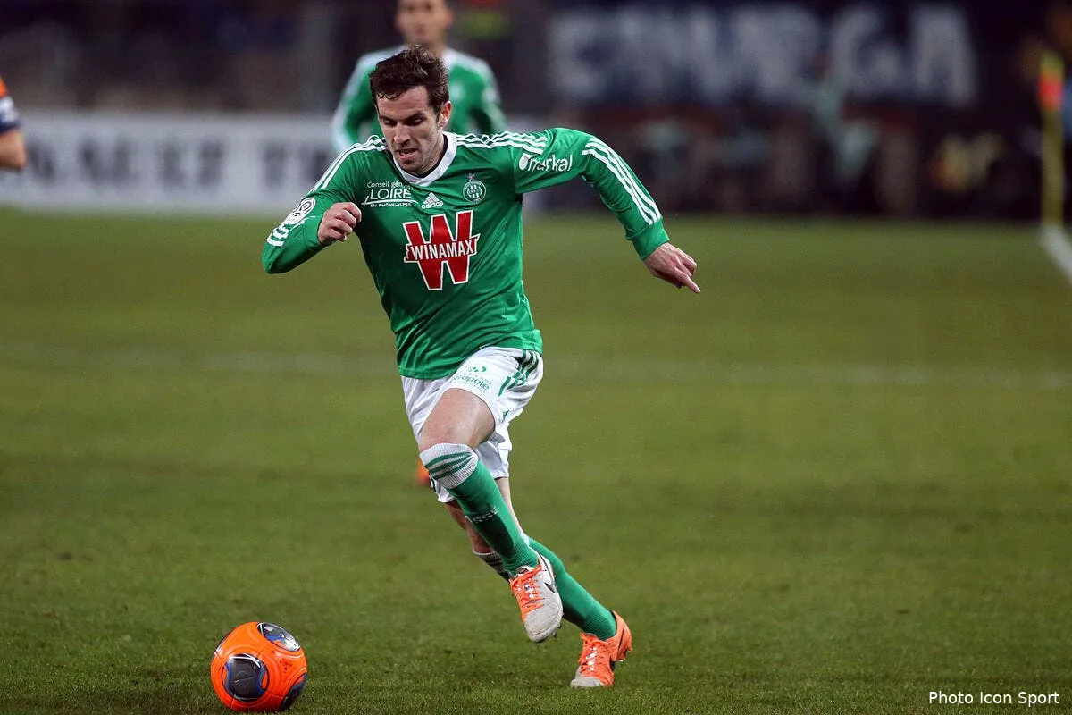 l asse met les canaris en cage iconsport guy 131213 26 3372545