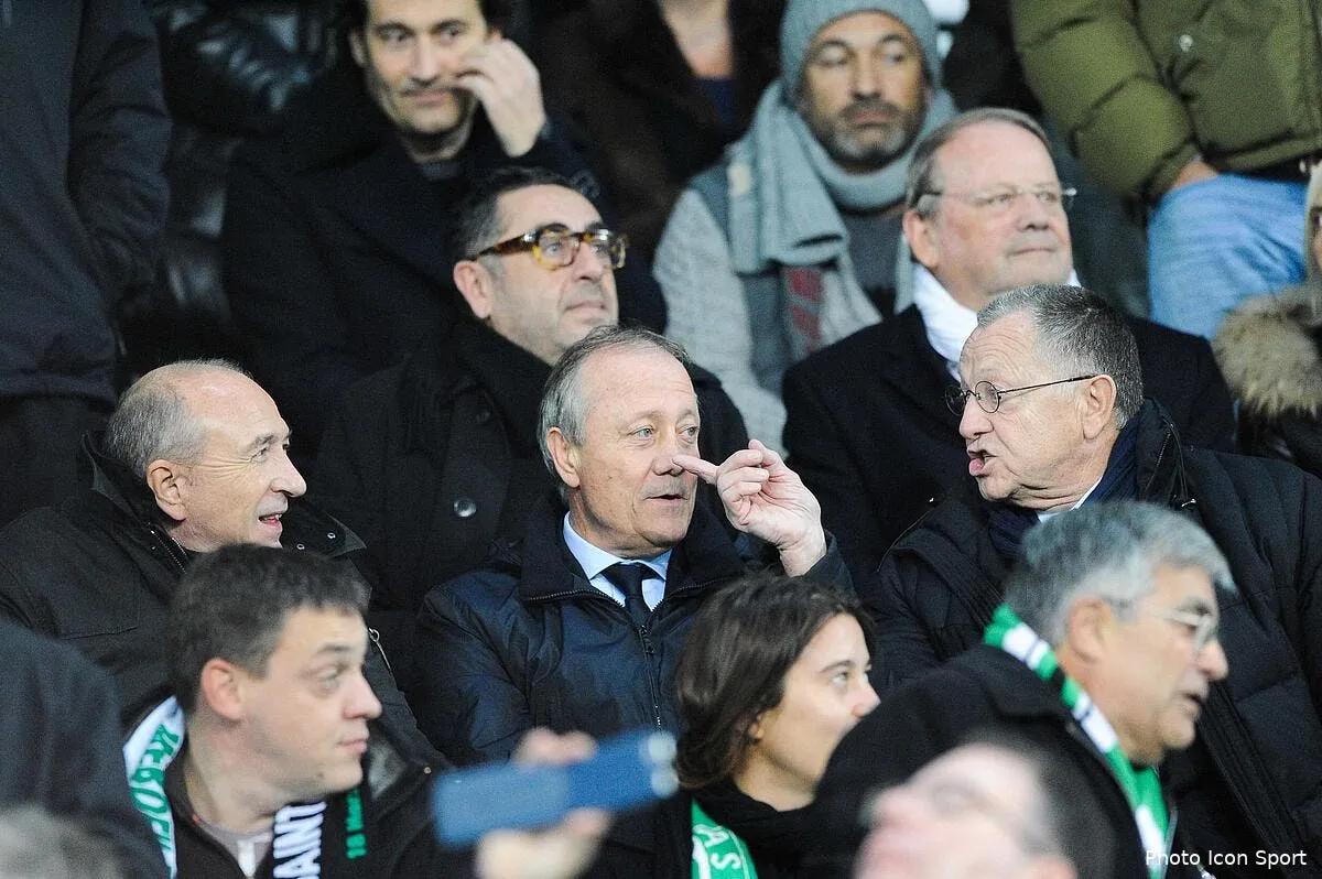 l asse n entre pas dans le jeu d aulas sur twitter iconsport jpt 301114 08 2498819