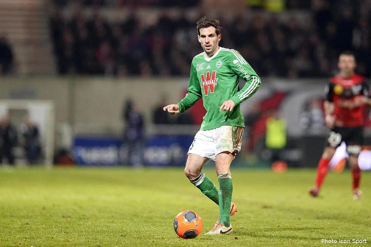 l asse regarde l om droit dans les yeux previent corgnet iconsport por 110114 05 2176419