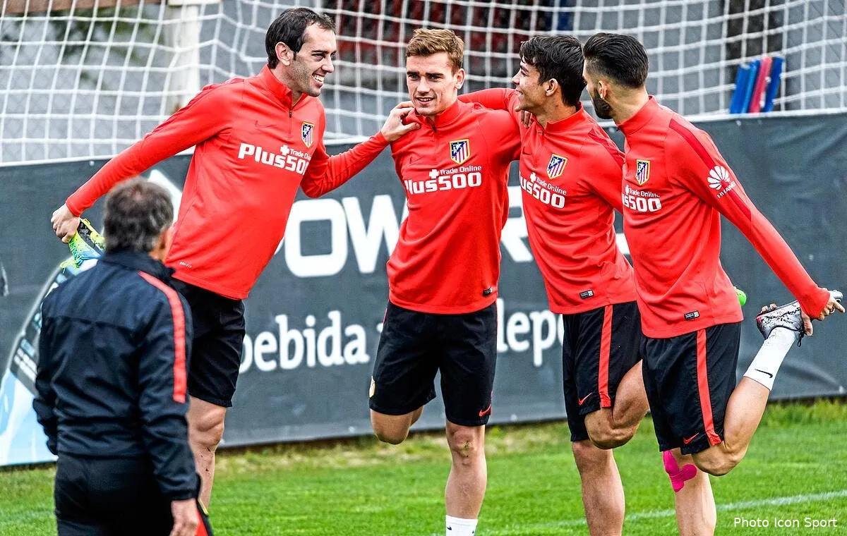 l atletico recupere godin et carrasco iconsport mar 150416 10 10141568
