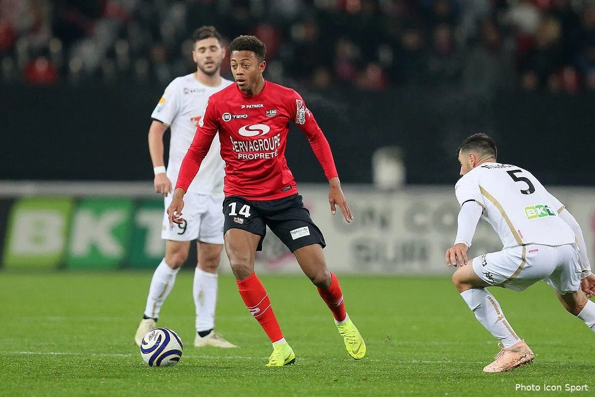 l attaquant de guingamp nathael julan decede dans un accident de la route icon vmi 311018 05 46274417