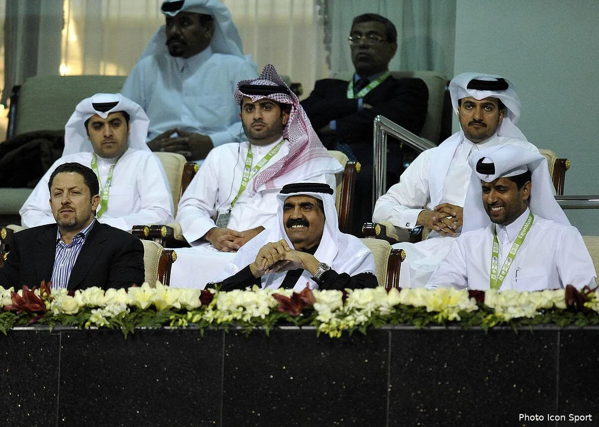 l emir du qatar present au parc pour psg lille iconsport per 030112 21 4048675
