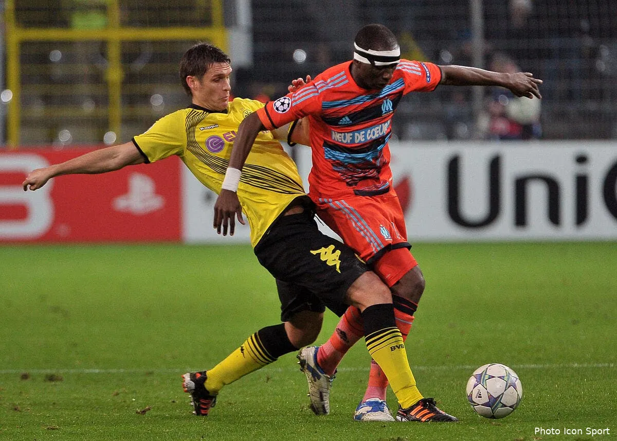 l enorme cocard de mbia pourrait bien aider bordeaux iconsport apr 061211 11 1228309