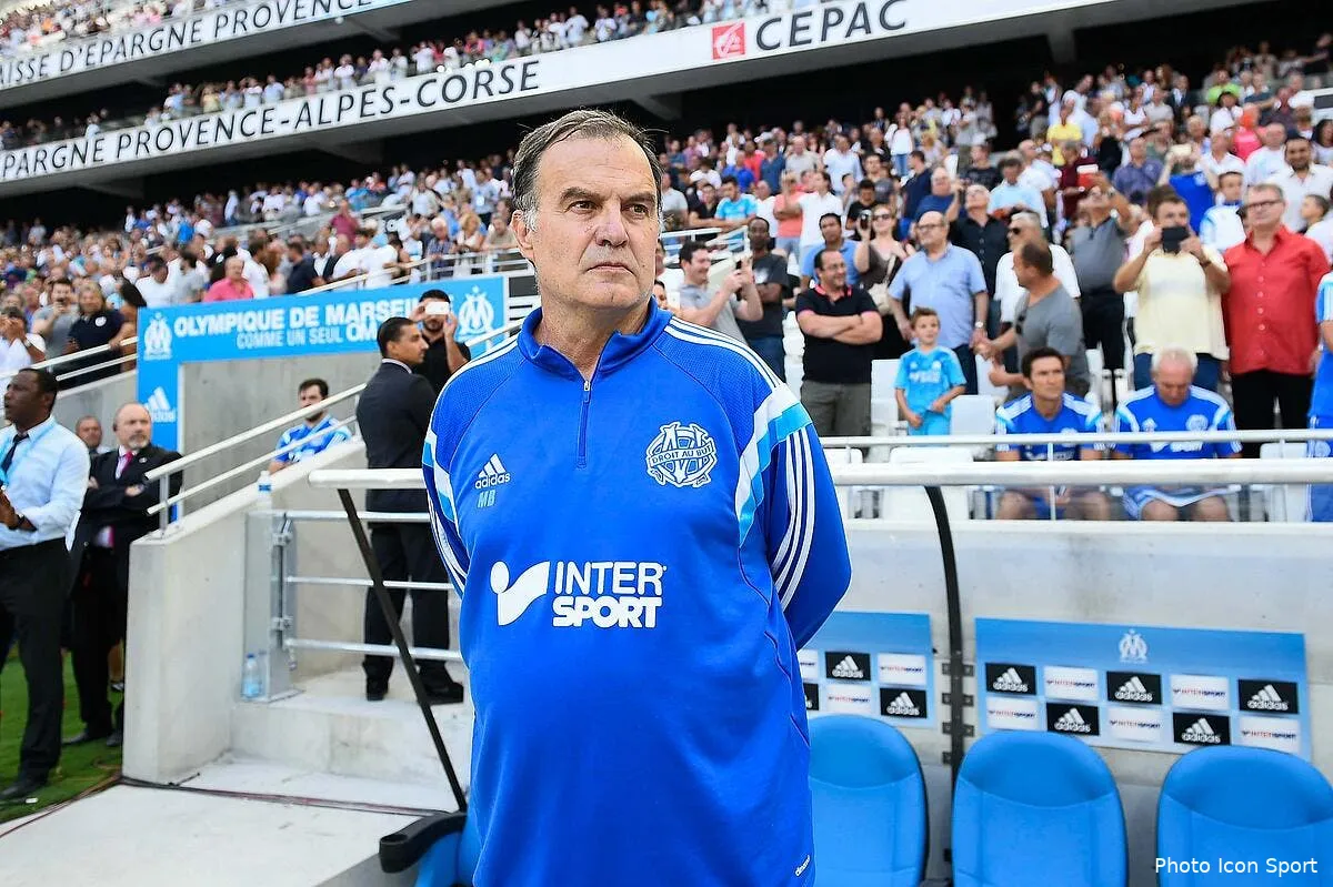l enorme hommage de bielsa a l om et au velodrome iconsport por 170814 08 4092999