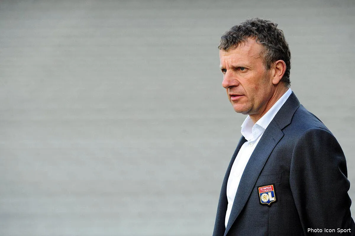 l entraineur de l ol feminin repond a lacombe iconsport jpt 200313 78 4953107