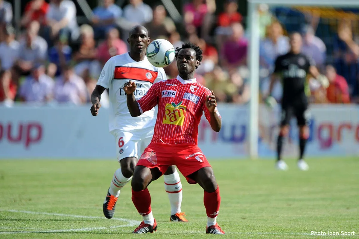 l europe du foot solidaire avec l uefa face a sion iconsport jpt 090711 05 2924999
