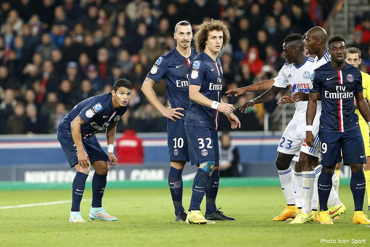 l incroyable popularite du psg a metz iconsport fid 091114 04 1097235