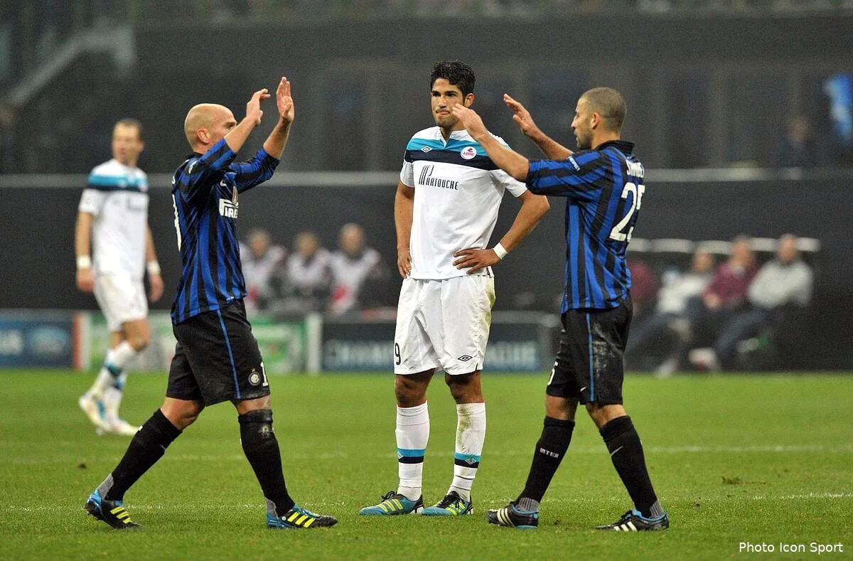 l inter qualifie pour les 1 8e de finale iconsport win 021111 05 1127597