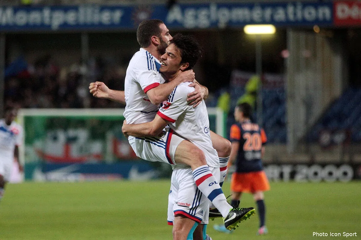 l italie voit clement grenier comme un renfort discount venu de l ol iconsport guy 190413 01 1055279