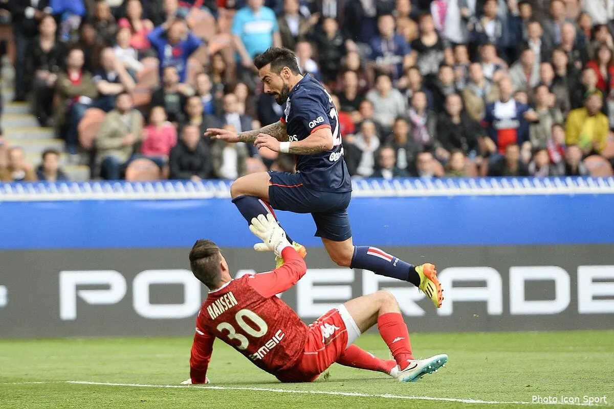 l italie voit le psg oblige de vendre lavezzi a naples iconsport por 230414 01 0581511