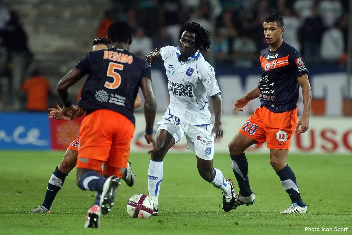 l ol a pose un lapin a auxerre pour nidnga iconsport blo 060811 06 6923139