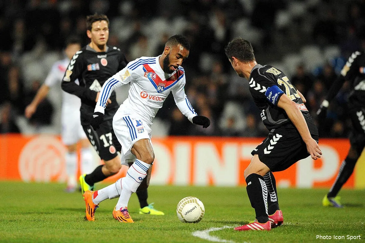 l ol a repousse une offre de 10 me pour lacazette iconsport pt 181213 05 01 173773