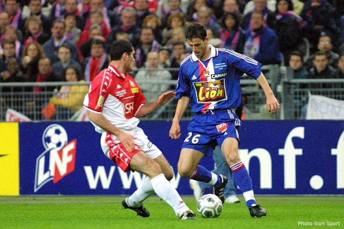 l ol aura un supporter bordelais contre la real sociedad iconsport ban 050501 80 0764263