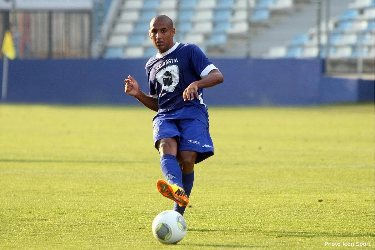 l ol confirme discuter avec bastia pour khazri iconsport mae 170713 08 3563355